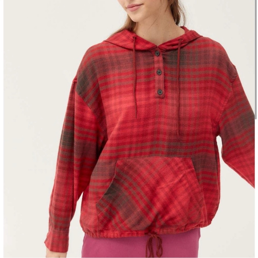 Urban Outfitters Alex popover hooded flannel. Size Large